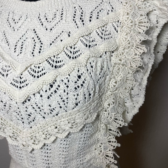 Zara Cream Lace Crop Top (size M) - Picture 4 of 6